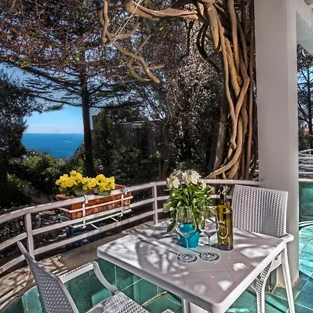 Amore - Casa Vittoria Nerano
